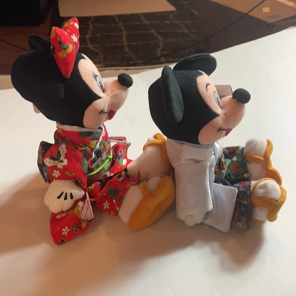 Tokyo Disney Mickey and Minnie Mouse Bean Bag Stuffed Animal Plush - Picture 9 of 14